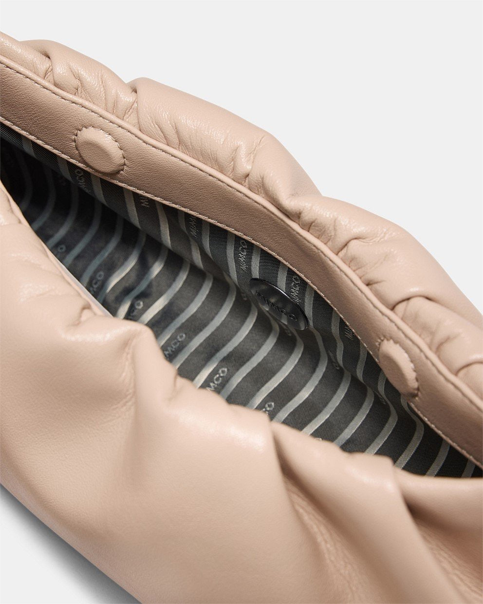 The Clutch Bag Beige